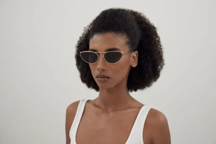 Alexander McQueen AM0424S Sunglasses