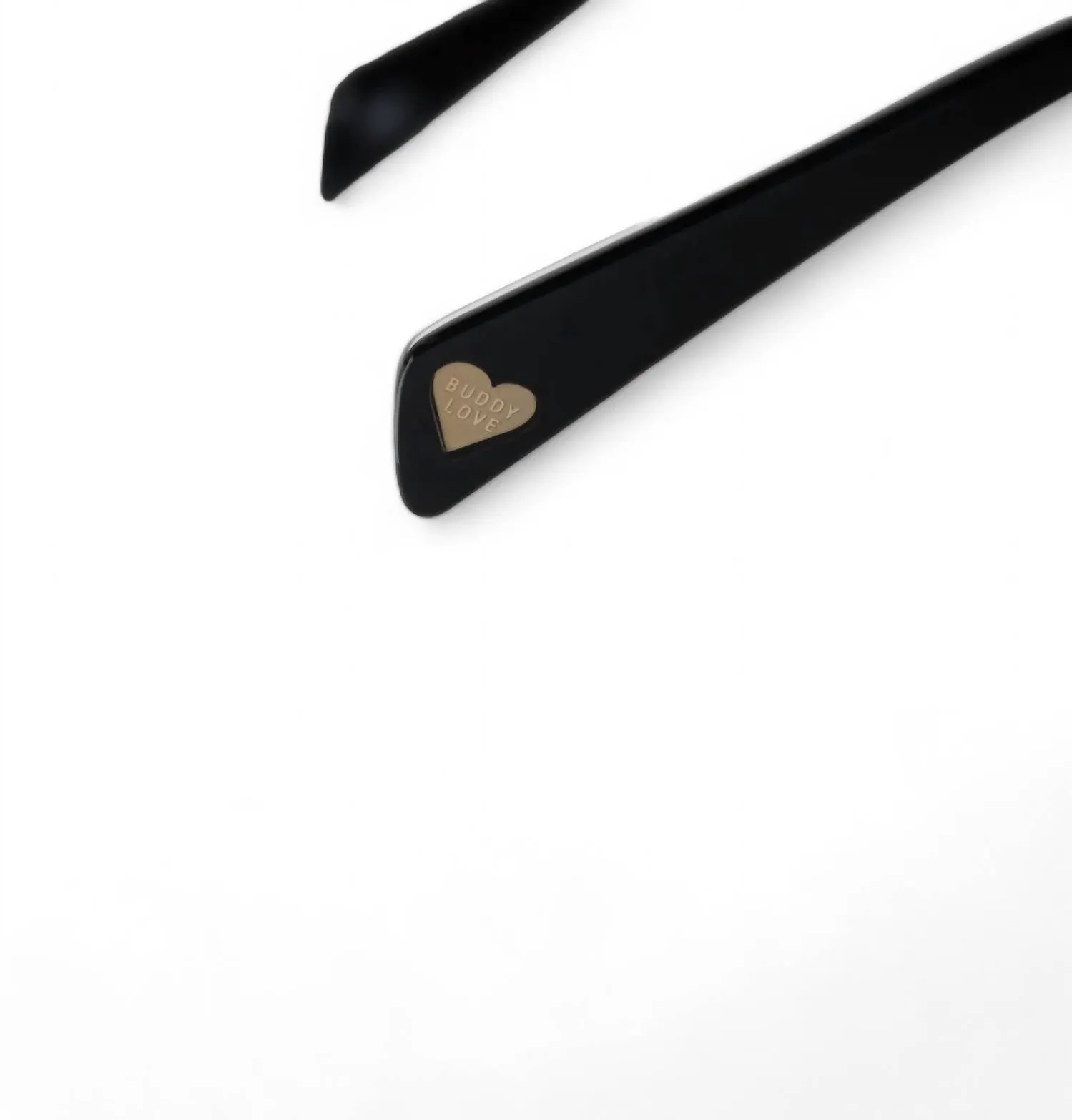 Capri Round Double Ridge Sunglasses In Black