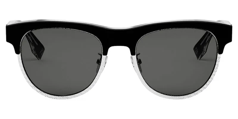 Fendi Travel FE40105U 01A