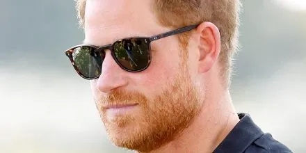 Oliver Peoples Finley Esq. Sun OV5298SU 1454/O9 Matte Sable Tortoise/Green Mirror Gold Polarised VFX