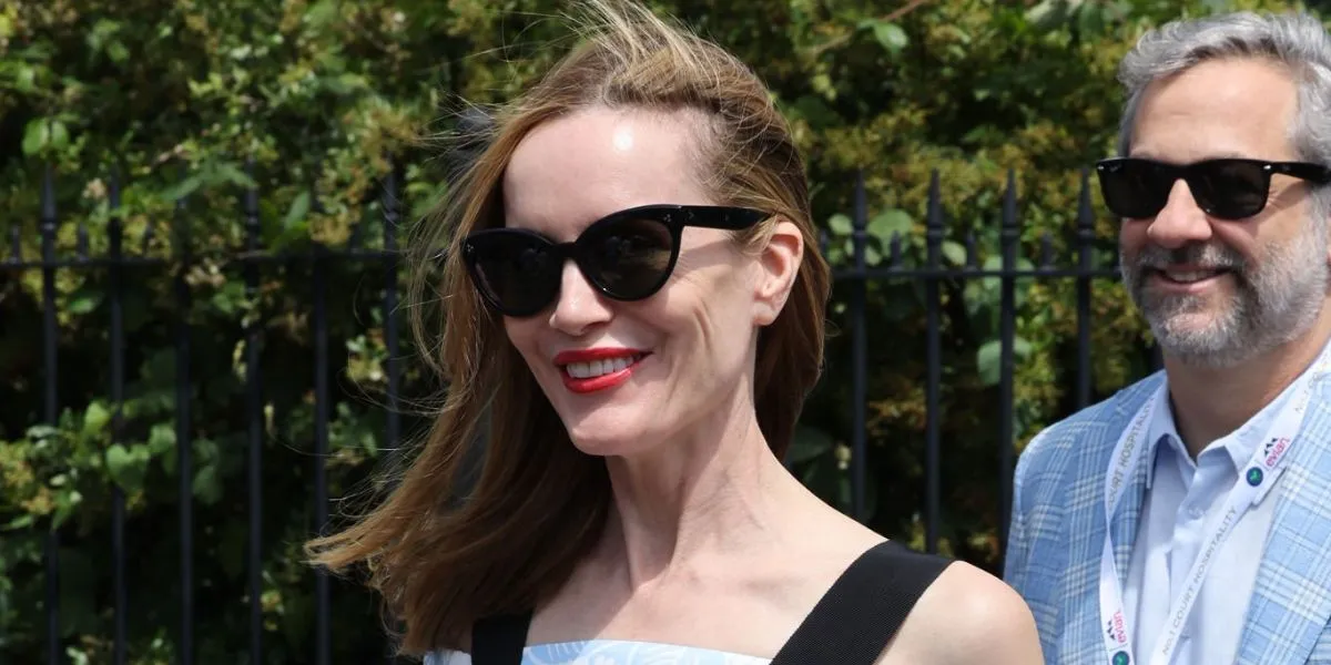 Oliver Peoples Roella OV5355SU 1005/9A Black/G15 Green Polarised - As Seen On Leslie Mann & Rosie Huntington-Whiteley