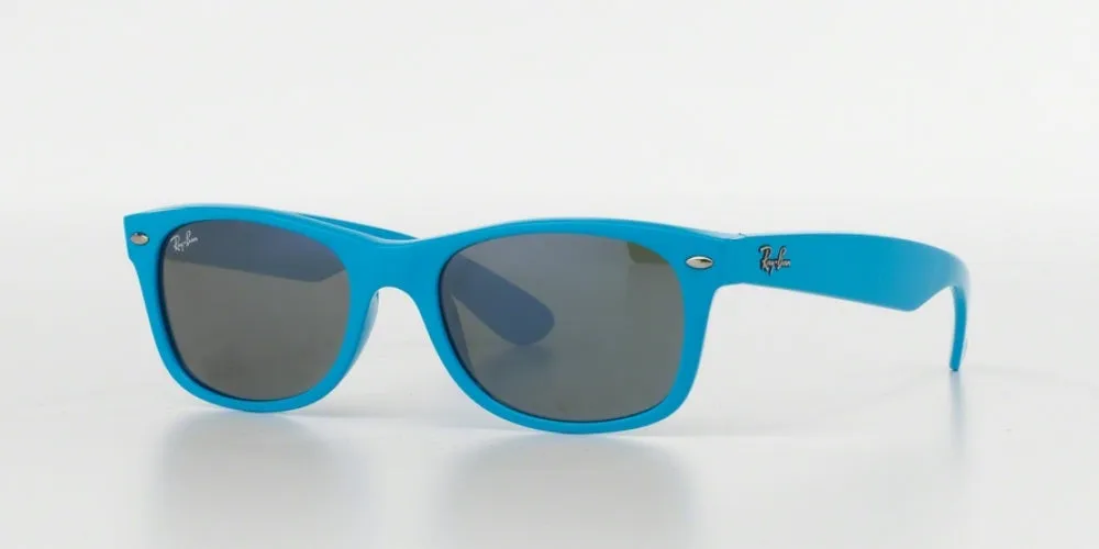 Ray Ban New Wayfarer 2132 Sunglasses - Small - 52mm