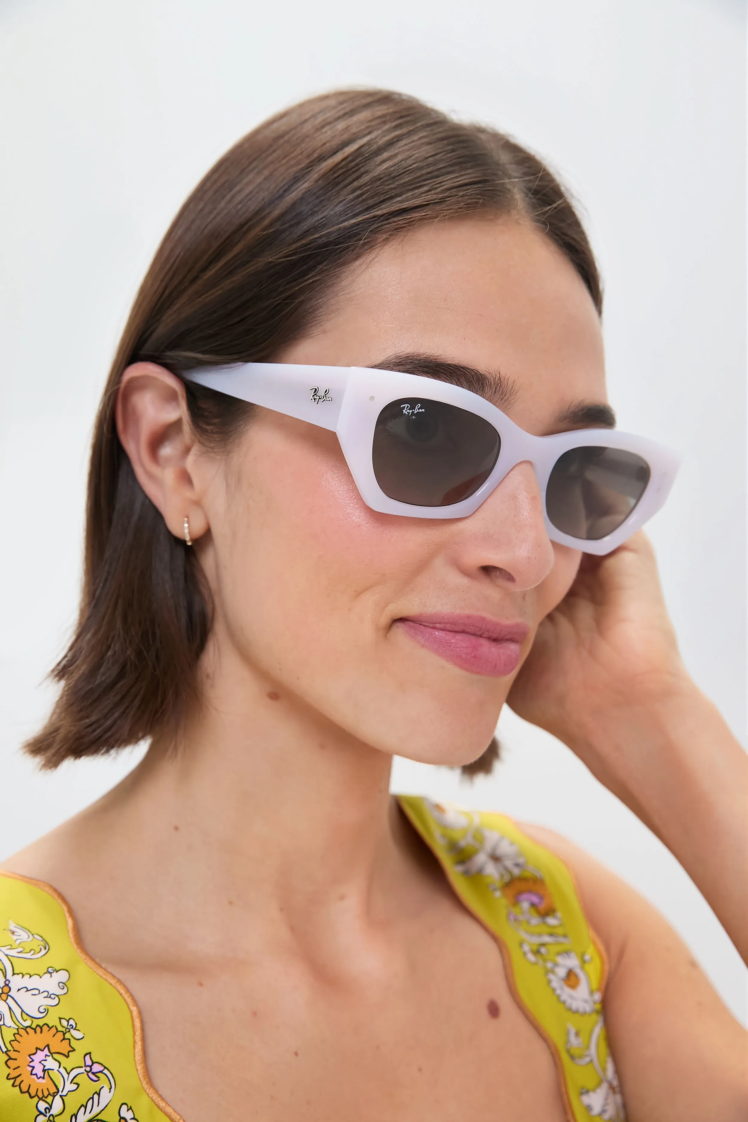 White Snow Zena Sunglasses